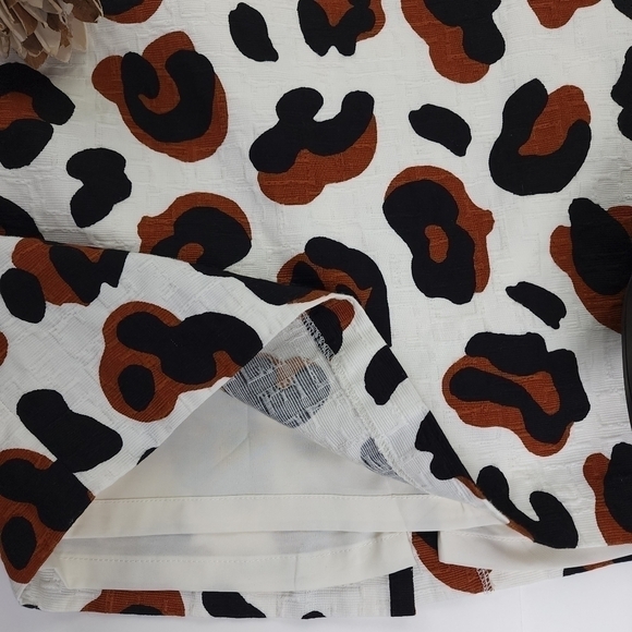 Talbots Petites White Brown Black Animal Print Skirt Sz 10p - Picture 5 of 14
